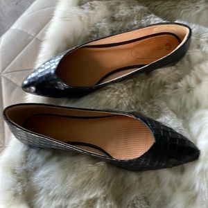 Corso Como Black Faux Alligator Pointed Toe Flats - 8 Med NWOB